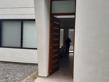 SE VENDE HERMOSA CASA CAMPESTRE DE DOS PISOS EN PRIMAVERAS DE PAYANDÉ VILLETA CUNDINAMARCA