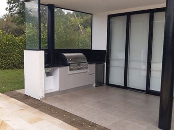 SE VENDE HERMOSA CASA CAMPESTRE DE DOS PISOS EN PRIMAVERAS DE PAYANDÉ VILLETA CUNDINAMARCA
