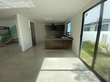 VENTA CASA PARQUE AGUASCALIENTES LOMAS DE ANGELÓPOLIS PUEBLA CAS_4658 PUE/CM