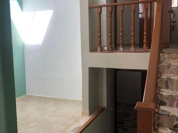 VENTA DE CASA EN LOMAS DEL MARMOL