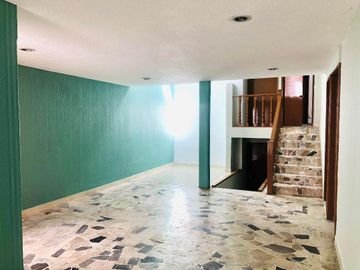 VENTA DE CASA EN LOMAS DEL MARMOL