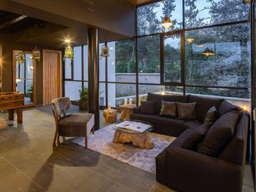 Venta - Casa - Cumbayá - Lujo - Norte - Quito