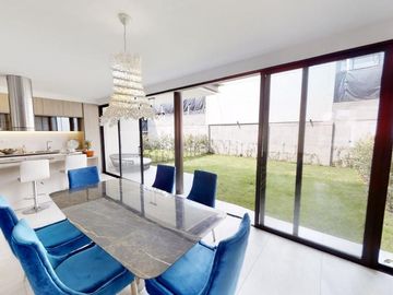 Venta - Casa - Cumbayá - Lujo - Norte - Quito