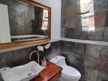 VENTA HERMOSA CASA EN URBANIZACIÓN SAN GERMÁN