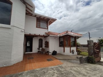 VENTA HERMOSA CASA EN URBANIZACIÓN SAN GERMÁN