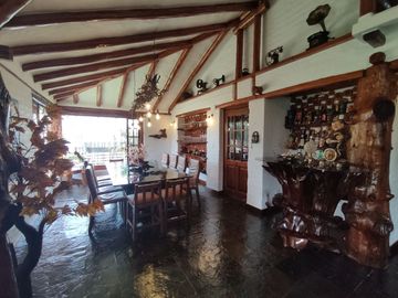 VENTA HERMOSA CASA EN URBANIZACIÓN SAN GERMÁN