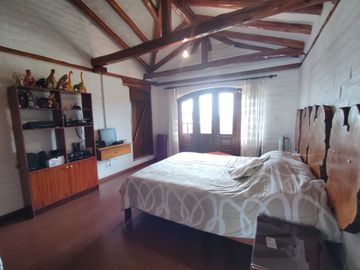 VENTA HERMOSA CASA EN URBANIZACIÓN SAN GERMÁN