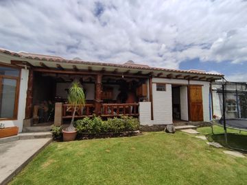 VENTA HERMOSA CASA EN URBANIZACIÓN SAN GERMÁN
