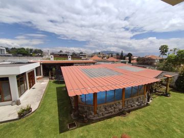 VENTA HERMOSA CASA EN URBANIZACIÓN SAN GERMÁN