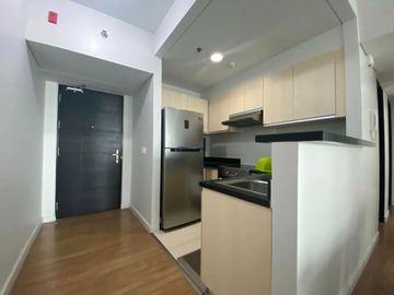 Resale Two Bedrooms Condo in Solstice at Circuit Makati