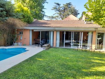 Venta: Casa en Parque Leloir. Villa Udaondo. LA QUERENCIA AL 4600 esquina Del Pretal- Parque Leloir- Villa Udaondo-
