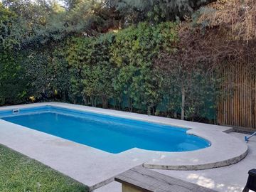 Venta: Casa en Parque Leloir. Villa Udaondo. LA QUERENCIA AL 4600 esquina Del Pretal- Parque Leloir- Villa Udaondo-
