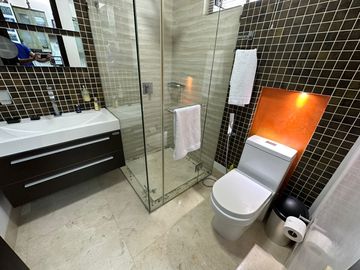 Casa de 4 habitaciones en venta en villa campestre.