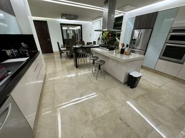 Casa de 4 habitaciones en venta en villa campestre.