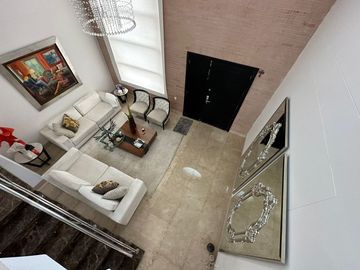 Casa de 4 habitaciones en venta en villa campestre.