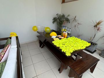 ALQUILO EXCELENTE CASA EN URBANIZACIÓN CASUARINAS, CALLE LOS CENTINELAS