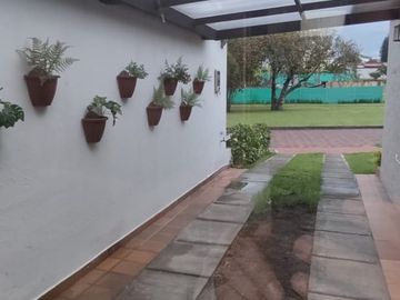 VENTA CASA EN URB. SANTA CLARA SECTOR SANGOLQUI