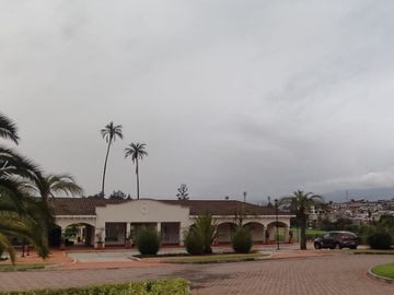 VENTA CASA EN URB. SANTA CLARA SECTOR SANGOLQUI