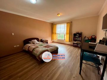 Oportunidad de inversión en casa Rentera, Sector Ricaurte C997