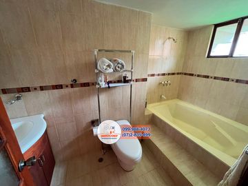 Oportunidad de inversión en casa Rentera, Sector Ricaurte C997