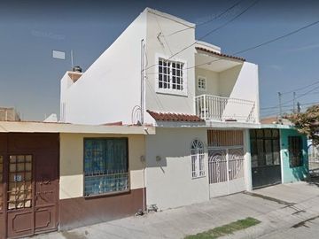 EXCELENTE CASA EN VENTA VILLAS DE LA HACIENDA,CELAYA GUANAJUATO