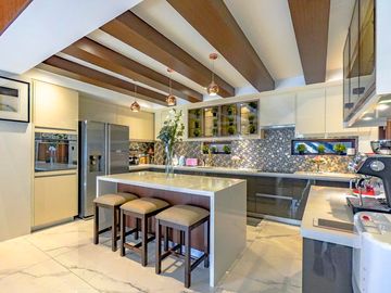 Brand New 6BR House & Lot with Swimming Pool in Multinational Village For Sale