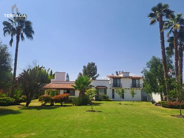 Casa en Venta en Jurica 4900m2