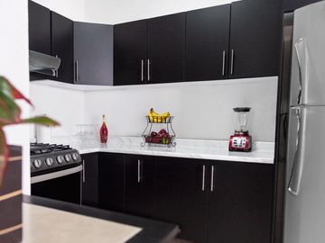 VENTA DE CASA SOLA EN FRACC, BRISAS DE CUAUTLA, MOR