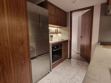 Pre Selling Penthouse in Laya Tower by Shang Properties near Subway Station, Malls, Schools, Hospitals - Best Investment, Promo Terms with Discounts