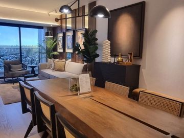 Pre Selling Penthouse in Laya Tower by Shang Properties near Subway Station, Malls, Schools, Hospitals - Best Investment, Promo Terms with Discounts