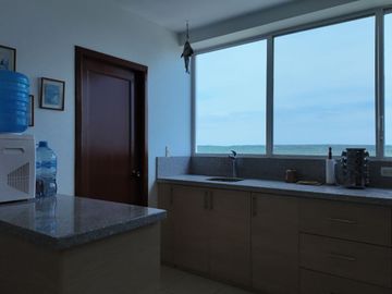 Departamento en venta con vista al mar, Urbanización Punta centinela Ruta del Spondylus