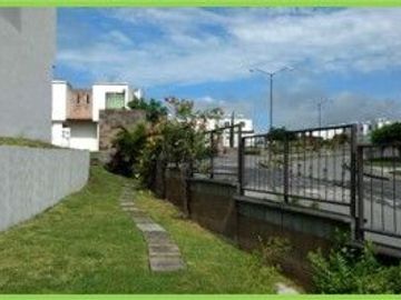 Casa amueblada en RENTA en Real santa fe Xochitepec, Morelos