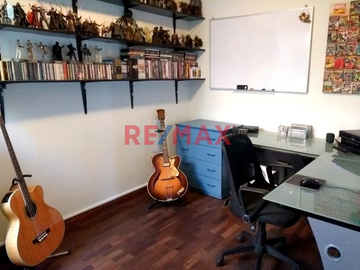 Venta De Lindo Flat En Tercer Piso En La Molina