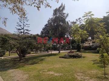 Venta De Lindo Flat En Tercer Piso En La Molina