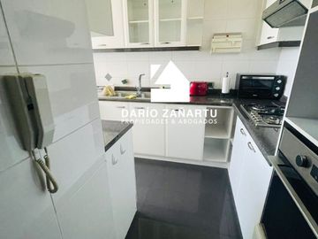 Departamento en venta  de dos dormitorios en Viña del mar con vista al mar