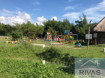 VENTA DEPARTAMENTO AMUEBLADO BAHIA AZUL CANCUN 3 NIVELES 3 HAB JACUZZI SEGURIDAD