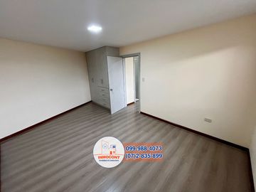 Amplia casa de 4 habitaciones en venta, Sector Santa Marianita Arenal C1280