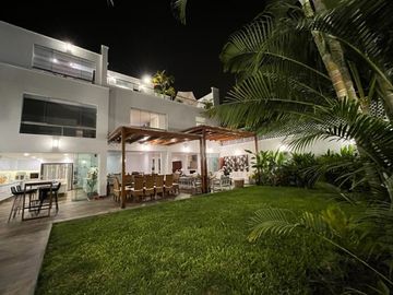 VENDO HERMOSA RESIDENCIA POR EL GOLF DE SAN ISIDRO