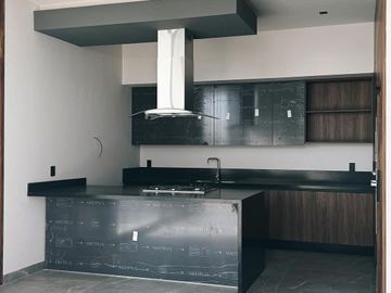 CASA EN VENTA EN VALLES DEL MOLINO B LEÓN, GTO. A SOLO 5 MINUTOS DEL PARQUE METROPOLITANO.