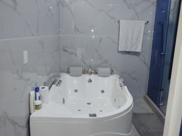¡Hermosa casa en venta en el Barrio Colseguros! ¡No te la puedes perder!