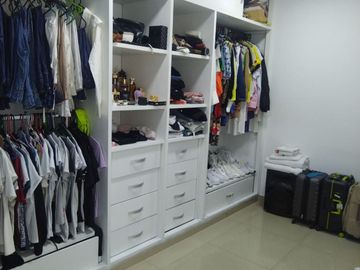 ¡Hermosa casa en venta en el Barrio Colseguros! ¡No te la puedes perder!