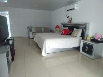 ¡Hermosa casa en venta en el Barrio Colseguros! ¡No te la puedes perder!
