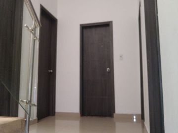 ¡Hermosa casa en venta en el Barrio Colseguros! ¡No te la puedes perder!