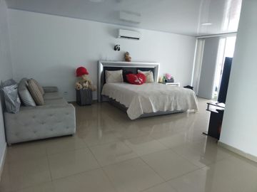 ¡Hermosa casa en venta en el Barrio Colseguros! ¡No te la puedes perder!