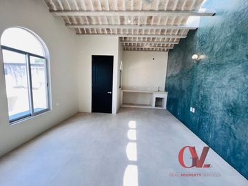 “CASA MARIPOSA” COMPLETAMENTE REMODELADA EN EL CENTRO DE MERIDA