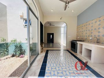“CASA MARIPOSA” COMPLETAMENTE REMODELADA EN EL CENTRO DE MERIDA