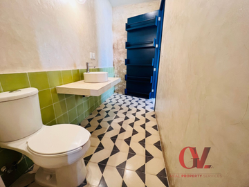 “CASA MARIPOSA” COMPLETAMENTE REMODELADA EN EL CENTRO DE MERIDA