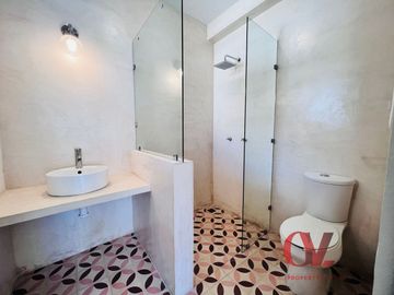“CASA MARIPOSA” COMPLETAMENTE REMODELADA EN EL CENTRO DE MERIDA