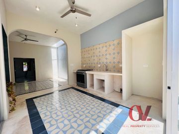 “CASA MARIPOSA” COMPLETAMENTE REMODELADA EN EL CENTRO DE MERIDA