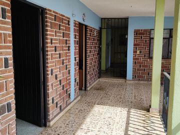 Casa de estilo  Cuernavaca de 4 recamaras en la colonia La Pradera de Cuernavaca, Mor.